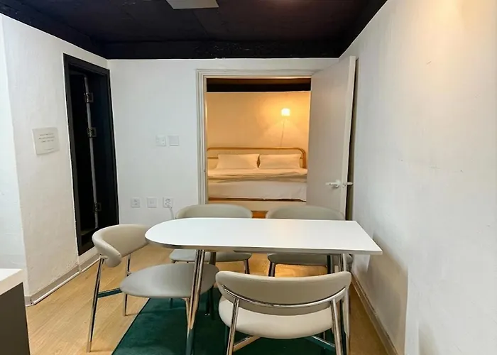 Appartement Bongbong Hapjeong - Near Hongdae Seoel